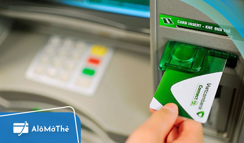 Chuyển tiền vào tài khoản Vietcombank qua máy ATM