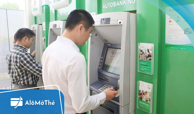 Kiểm tra tài khoản qua cây ATM