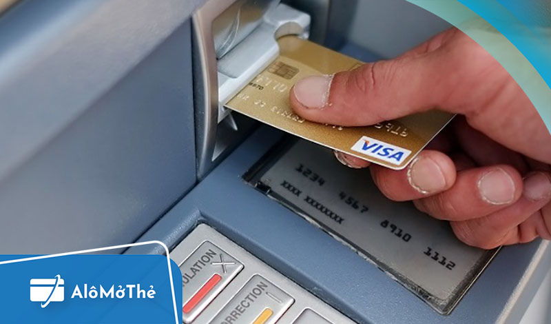 Rút tiền mặt thẻ tín dụng tại ATM VPBank